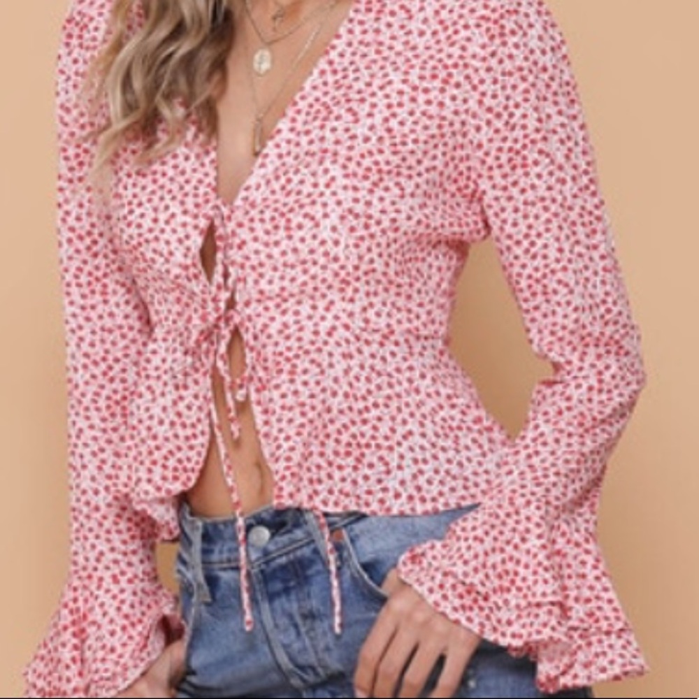 7W Seven Wonders | Rosie Tie-front Top